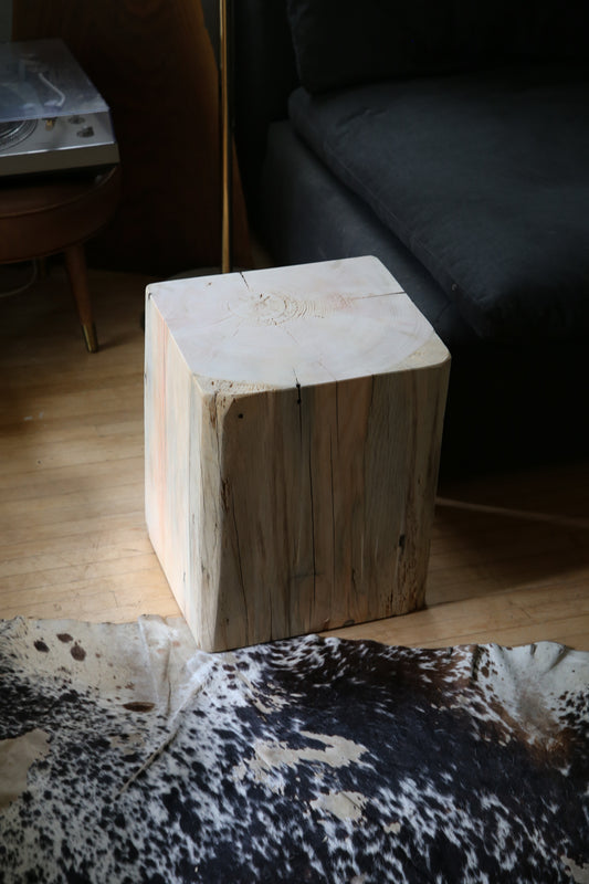 Accent Table/ Side Table